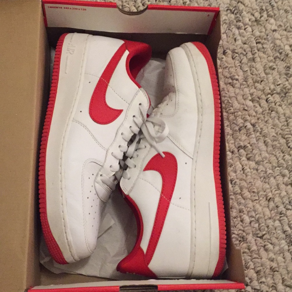 Men’s Nike Air Force 1 size 12